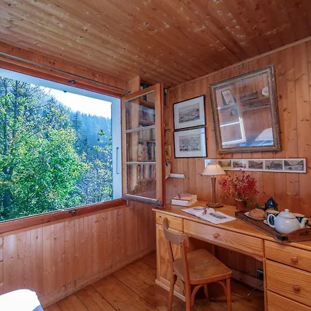 L'eau Vive Near 3br For 6 - Happy